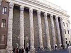 CCIAA di Roma, Piazza di Pietra - foto di Zavijavah